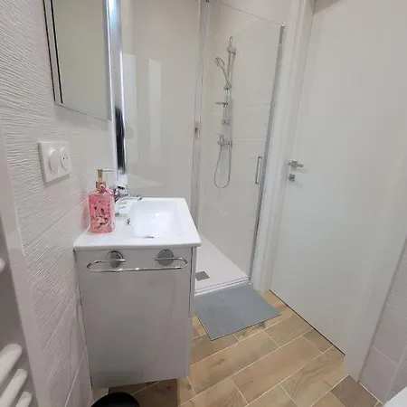 아파트 Fleur De Sel -Menton City Center Studio Apartment *