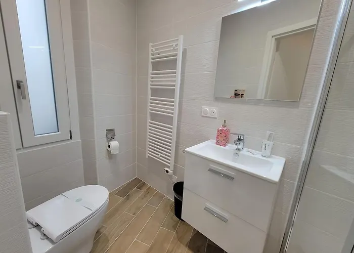 Fleur De Sel -Menton City Center Studio Apartment *