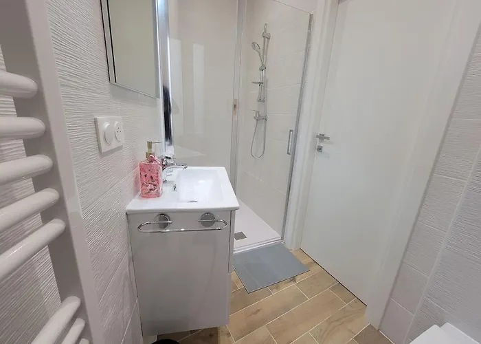 Apartamento Fleur De Sel -Menton City Center Studio Apartment *